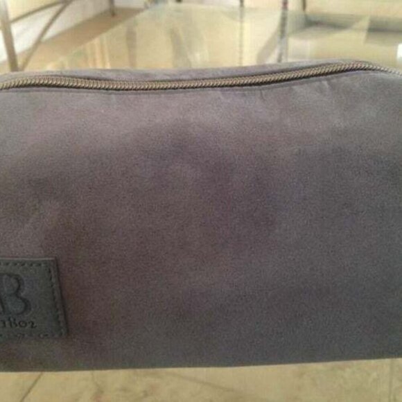 Beekman 1802 Gray Faux Suede Toiletry / Travel Bag - Brand New - Picture 2 of 5